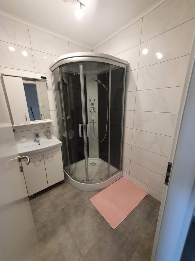 Dael Apartment Leoben  Bagian luar foto